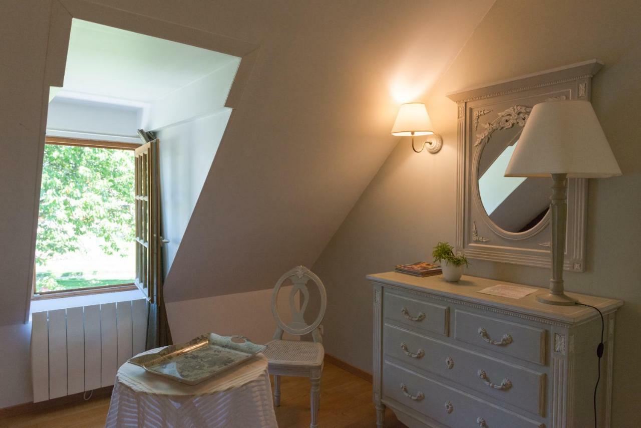 La Ferme Chevalier Hotel Equemauville Bagian luar foto
